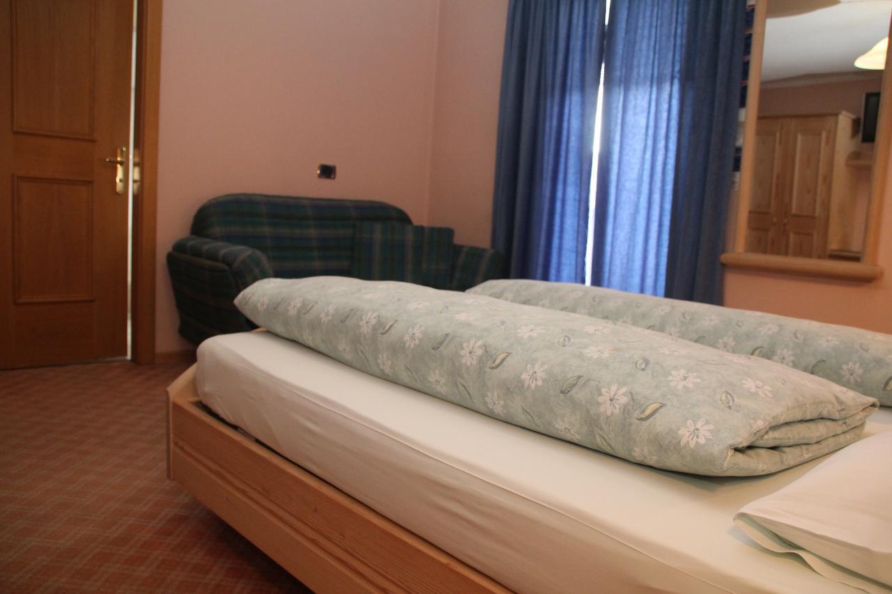 Albergo Caravasc Livigno Oda fotoğraf